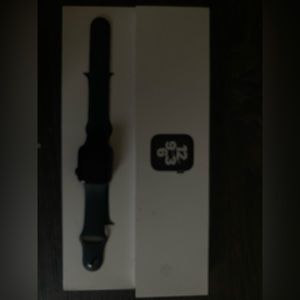 Apple Watcb SE 40mm SG Alu Midnight Sport Band CEL